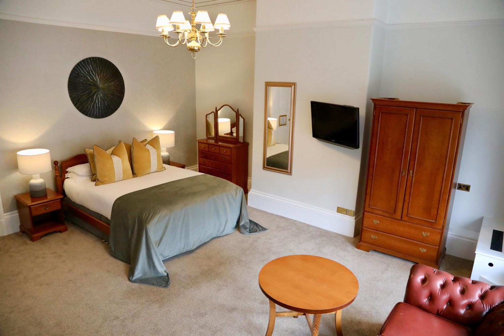 Farington Hotel